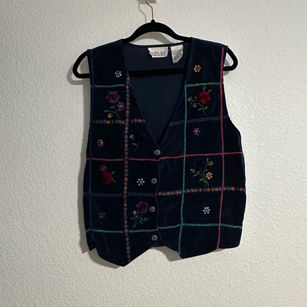 Vintage Y2K Floral Vest Size XL Embroidered Whimsical Back Sinch Casey and Max